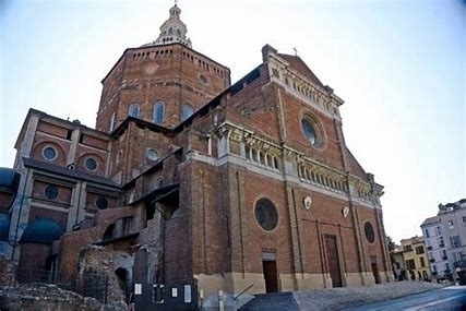 23.02 Duomo-Pavia h.11 S.Messa per gli Alpini andati avanti della Sez.di Pavia - Associazione Nazionale Alpini 